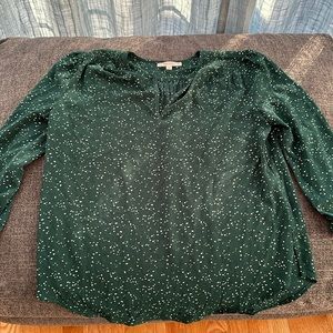 Hunter green dotted blouse, 3/4 sleeve